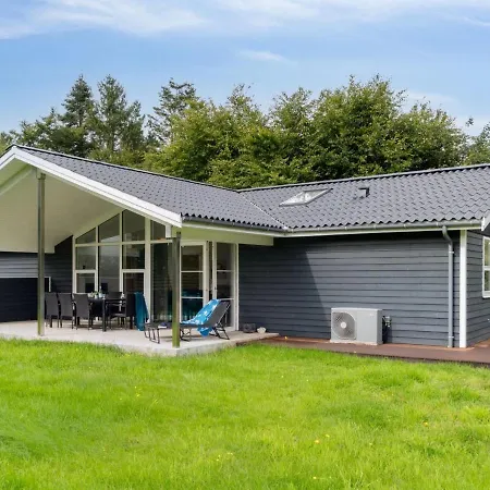 Holiday home Gisl - 1-3km From The Sea In Sealand By Interhome Vig